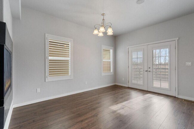 Building Photo - 3064 Magnetic Dr