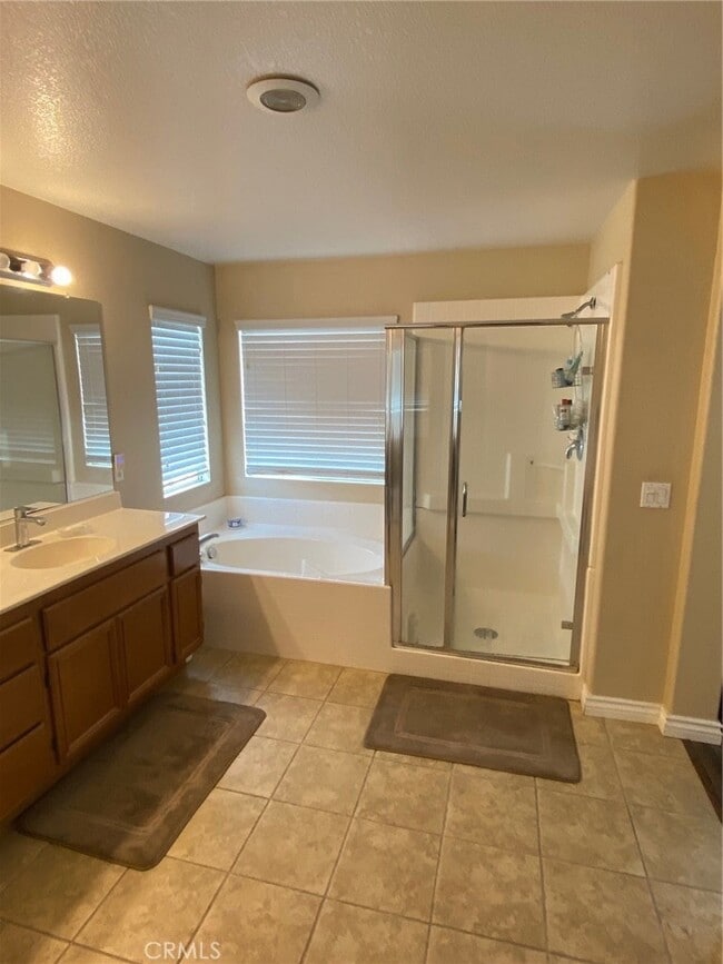 Building Photo - 29156 Oak Creek Rd