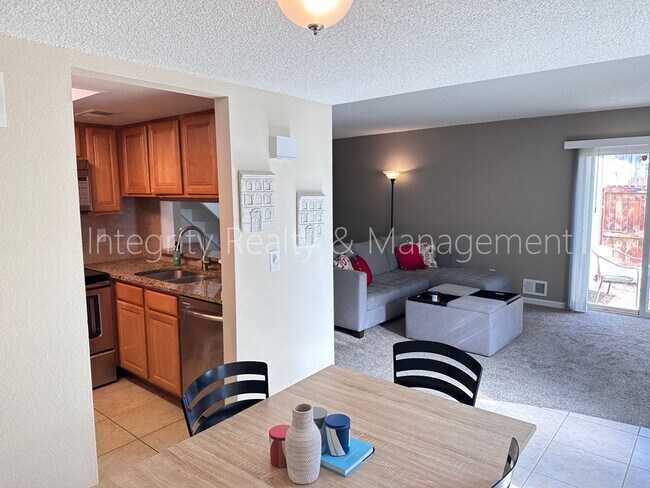 Building Photo - 10001 E Evans Ave