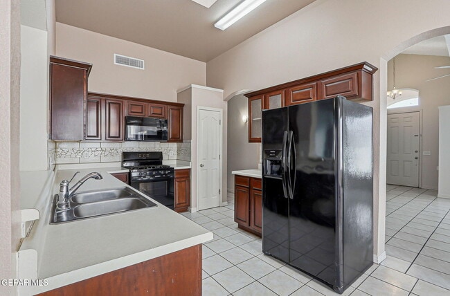 Building Photo - 3132 Tierra Lima Dr