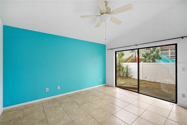 Building Photo - 12715 Trowbridge Ln