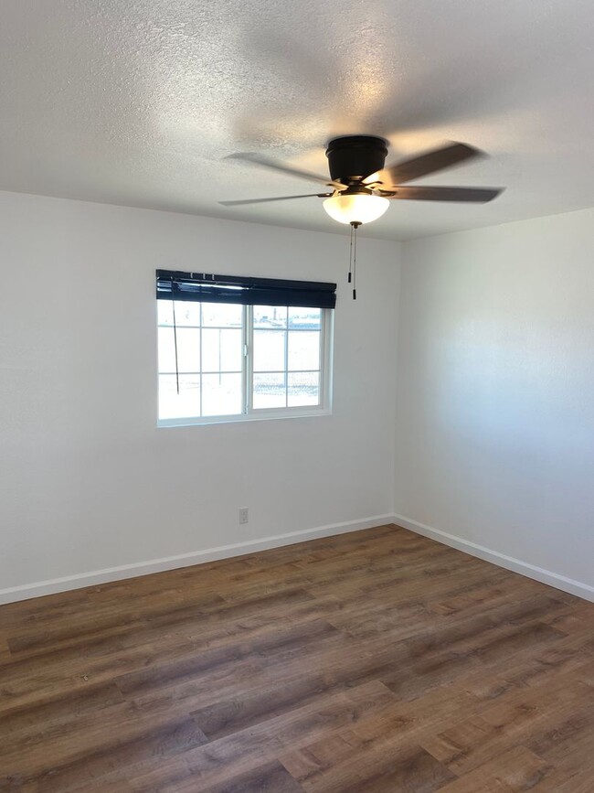 Building Photo - **751 Higgins Rd #27 Barstow** 3 bedroom 2...