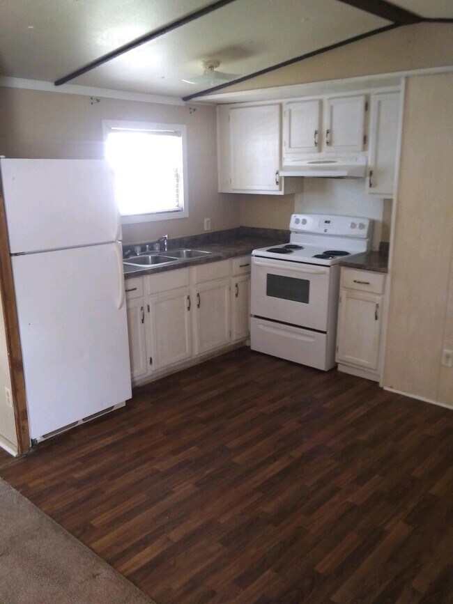 Primary Photo - 1401 I-20 Frontage