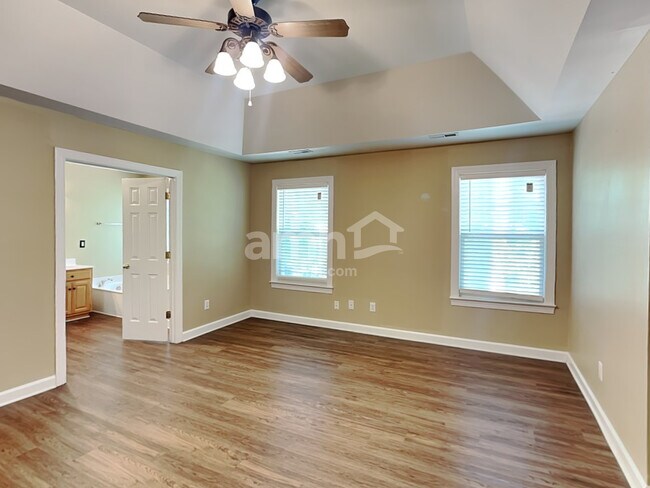 Building Photo - 2713 Twin Ash Ct