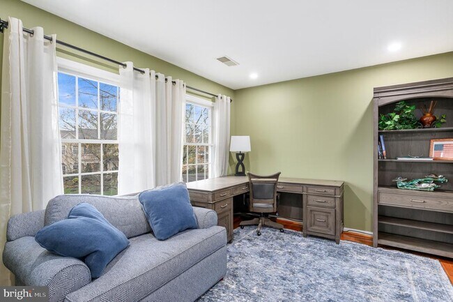 Building Photo - 20599 Quarterpath Trace Cir