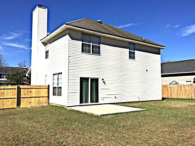 Building Photo - 114 Raindance Rd