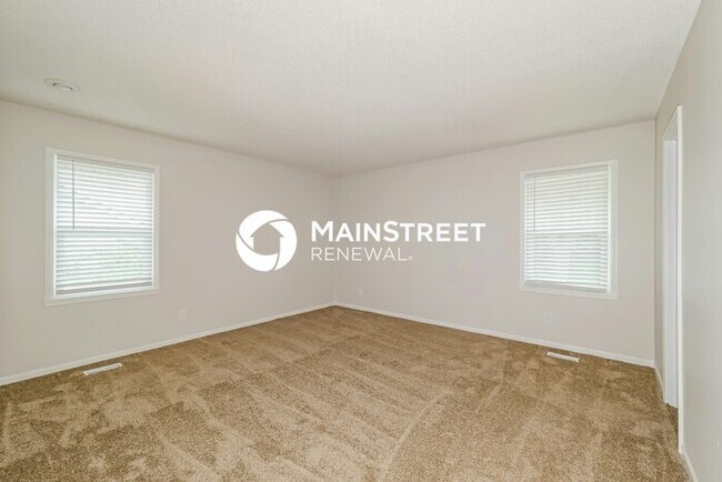 Building Photo - 3 Bedroom Pet-Friendly Home in Kansas City, MO with Main Street Renewal