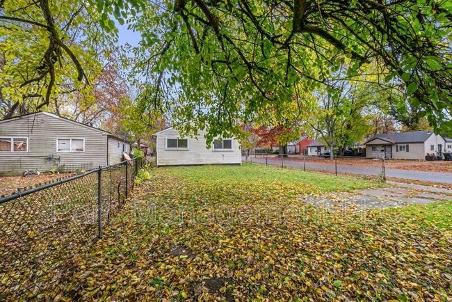 Building Photo - 15914 Dacosta St