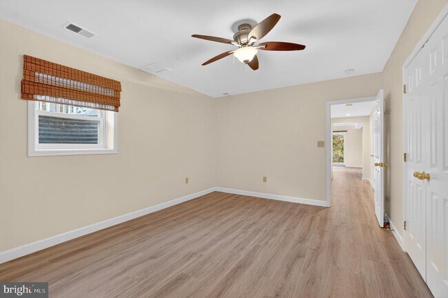 Building Photo - 1905 47th St NW