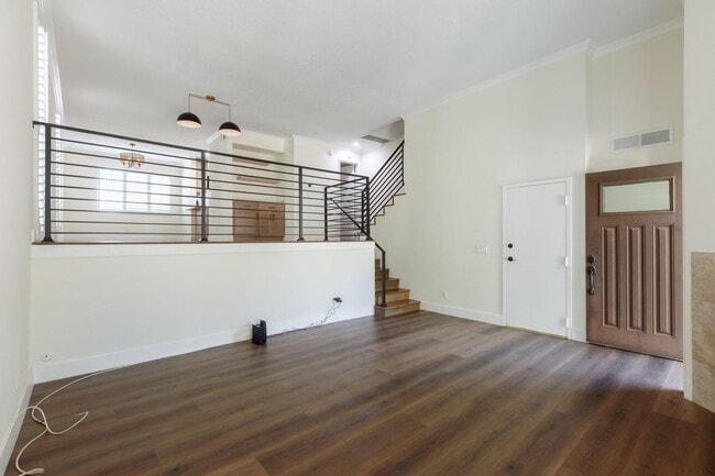 Building Photo - 21901 Lassen St