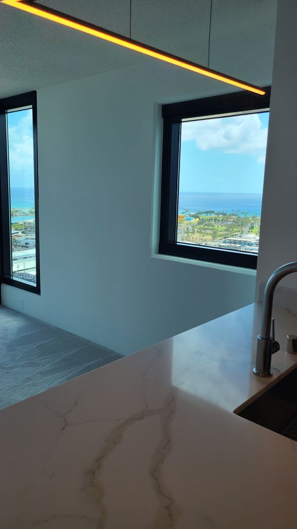 Building Photo - Brand New Kakaako Ililani Condo 2 bedroom ...