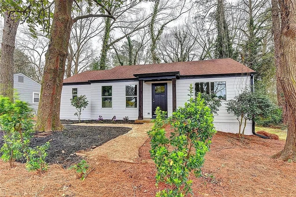 Building Photo - 3331 Midway Rd