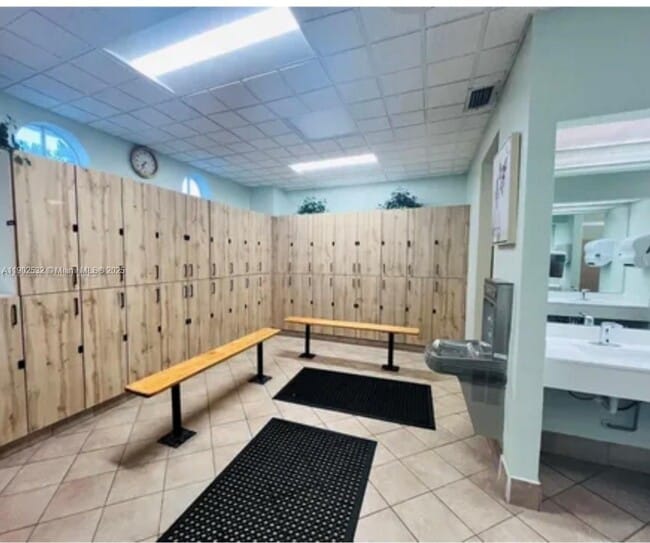 Building Photo - 1522 SE 16th Ave