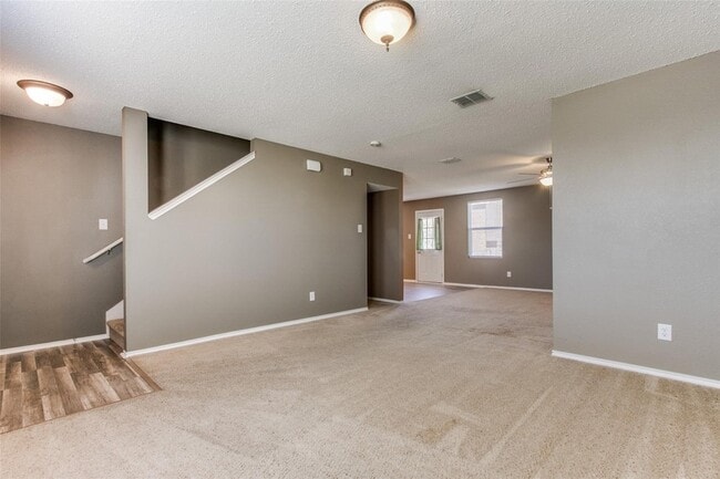 Building Photo - 16133 Windsong Ct