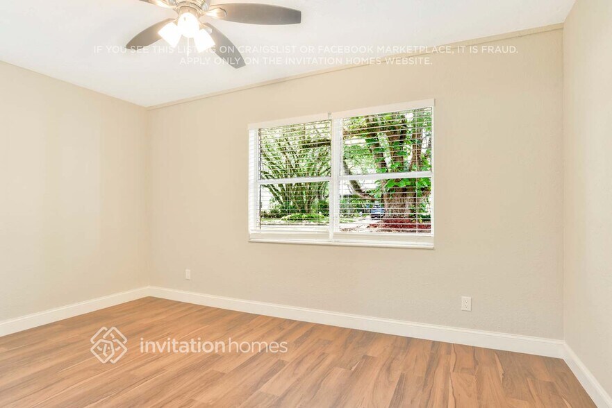 Building Photo - 822 Rosalia Dr