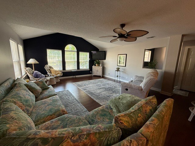 Building Photo - 4319 Lotus Ct