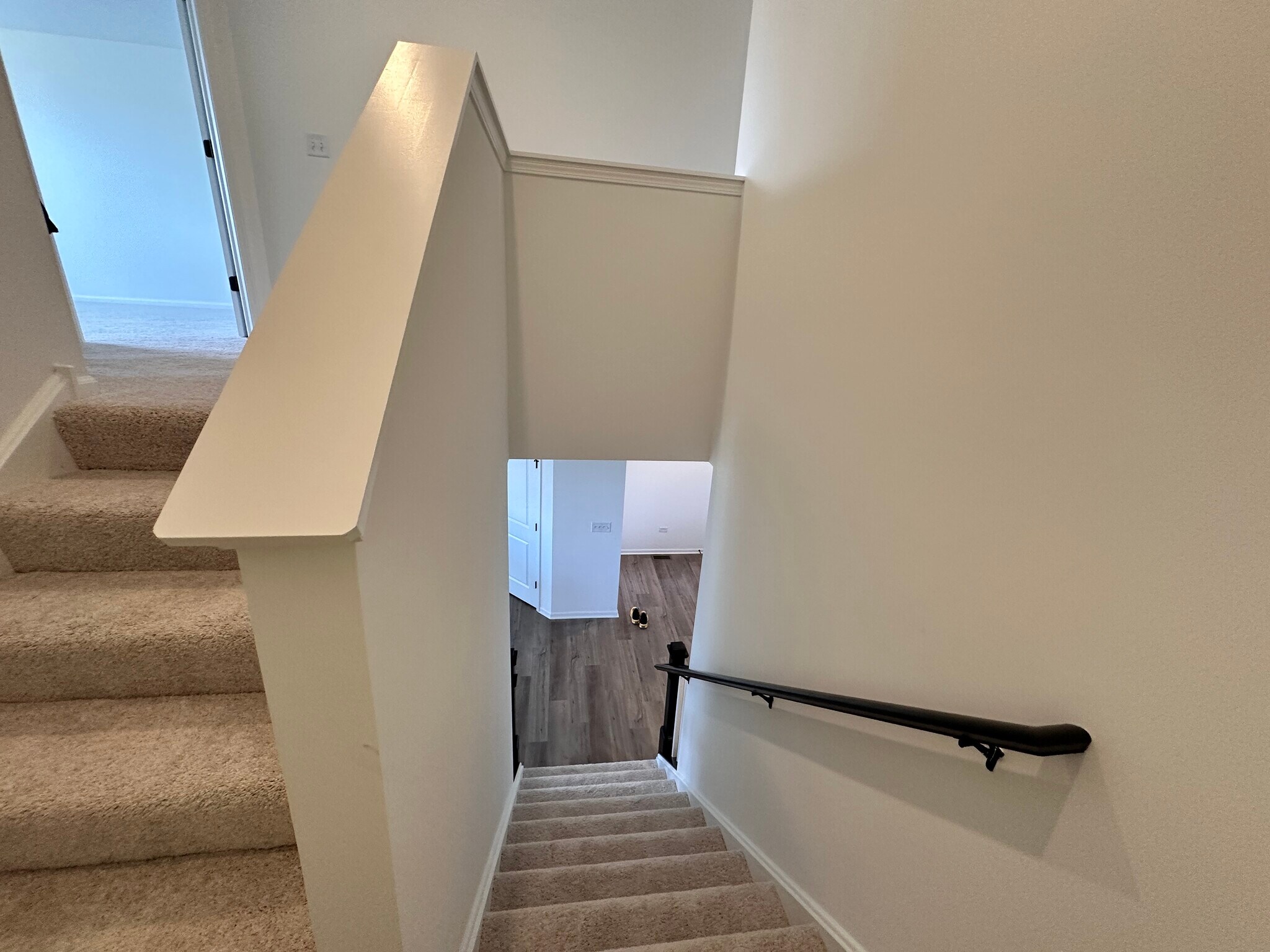 Building Photo - 14353 S Charlton Pl