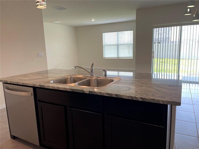 Building Photo - 5535 Hollingworth Trl