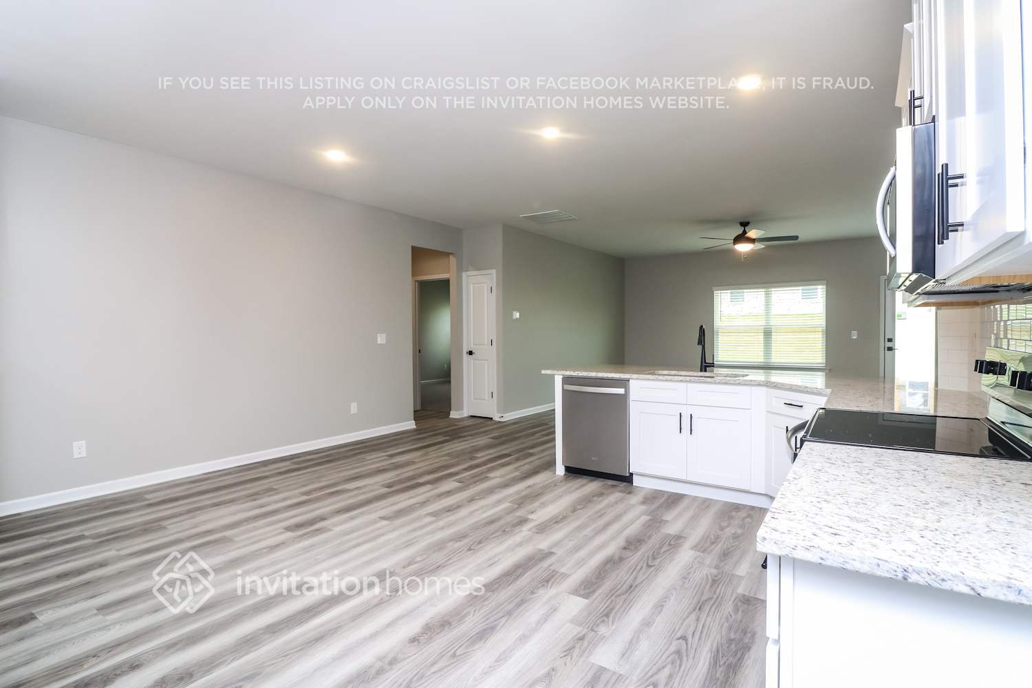 Building Photo - 3121 Azteca Wy