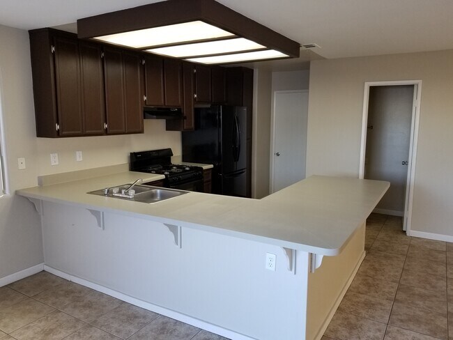 Building Photo - 1294 Elder Ave