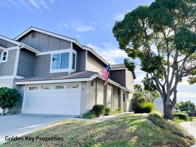Primary Photo - Remodeled townhome located in the Cape at ...