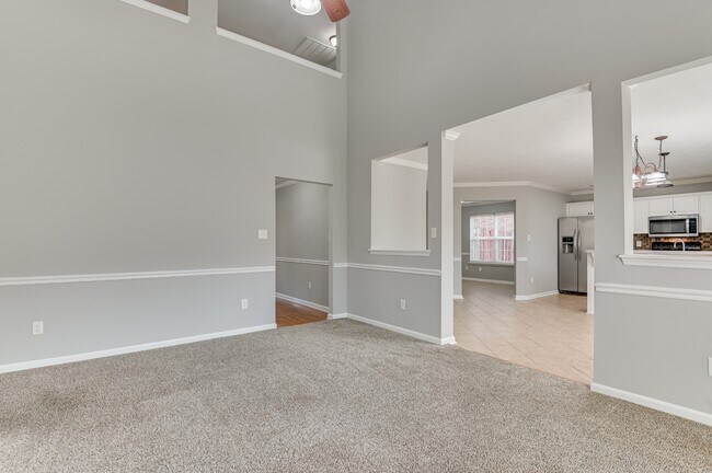 Building Photo - 7635 Pleasantville Way