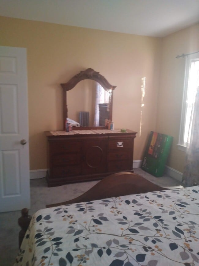 Building Photo - 115-11-211 219th St