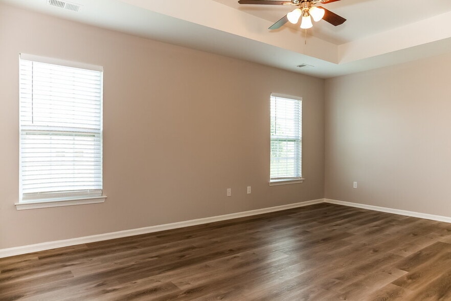 Building Photo - 912 Old Forester Ln
