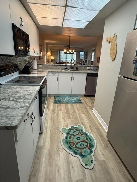 Building Photo - 9510 Harbor Greens Way