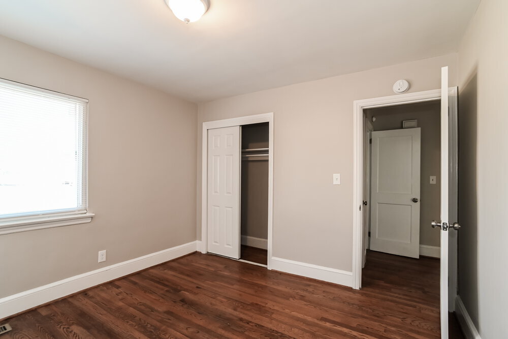 Building Photo - 2751 Catalina Ave