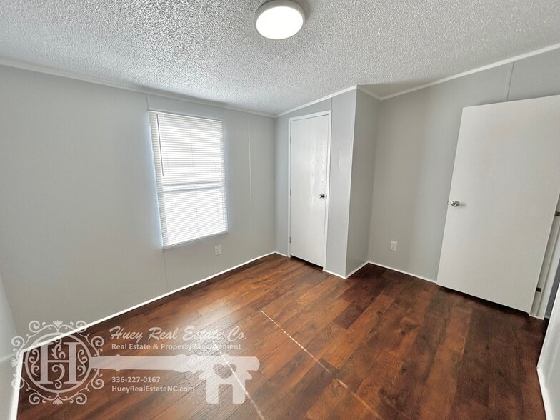 Building Photo - 2008 Burnett Church Rd