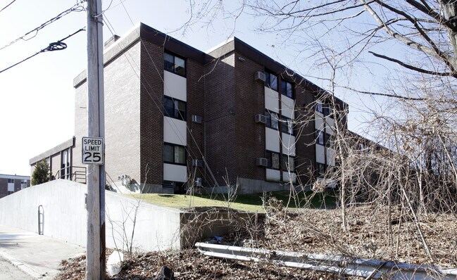 Building Photo - Etta