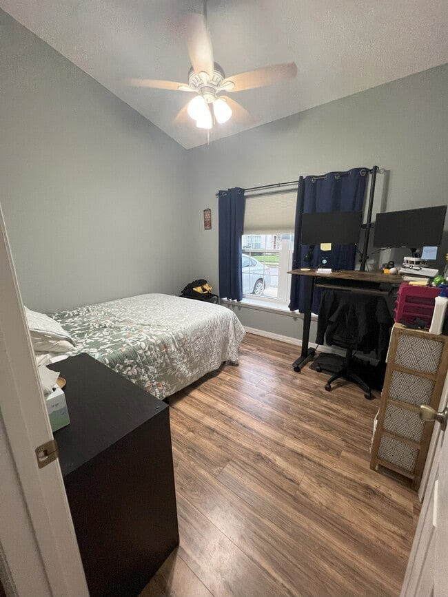 Guest Room/Office - 2121 Winterset Dr
