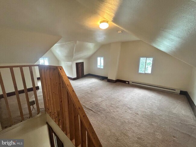 Building Photo - 2626 Penbrook Ave