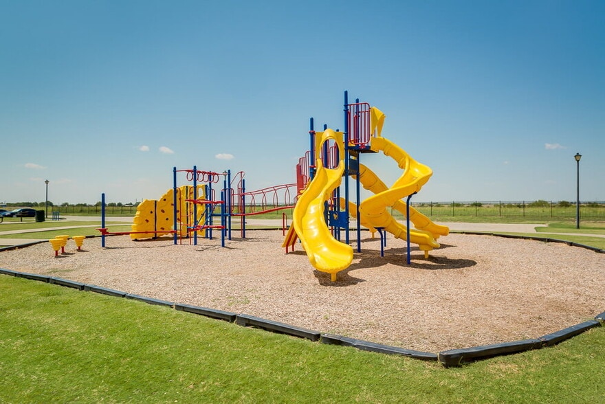 Building Photo - 421 Watson Ct