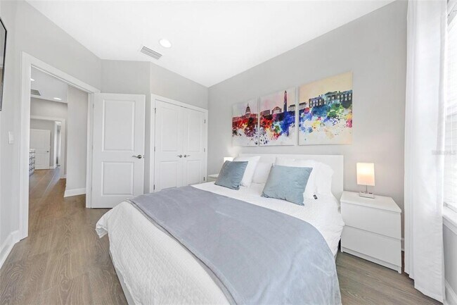 Building Photo - 4022 Rocky Shores Dr