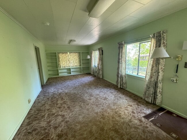 Building Photo - 16 Van Ness Ave