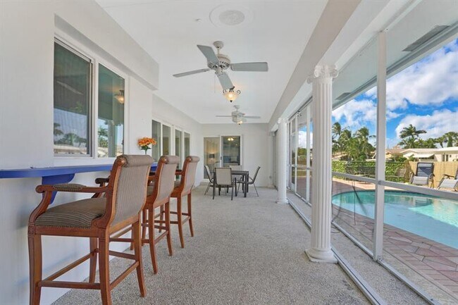 Building Photo - 4101 NE 24th Ave