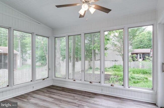 Building Photo - 15812 Lazy Day Ln