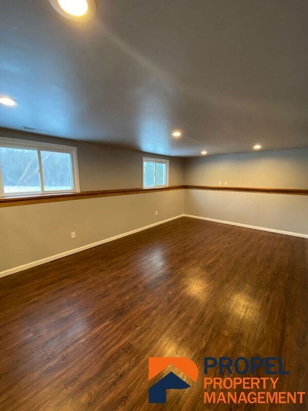 Building Photo - 243 Randall Dr