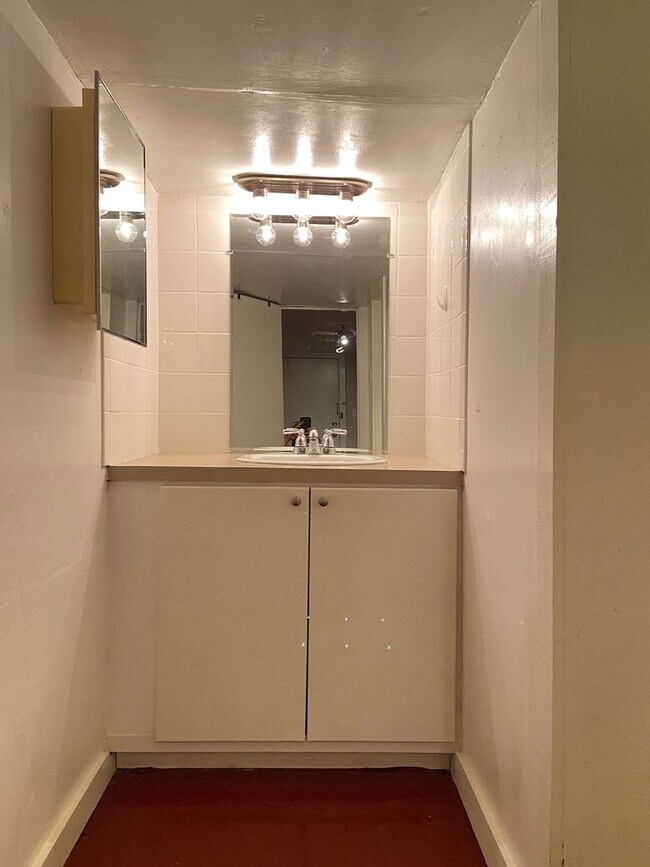 Building Photo - 2520 20th St