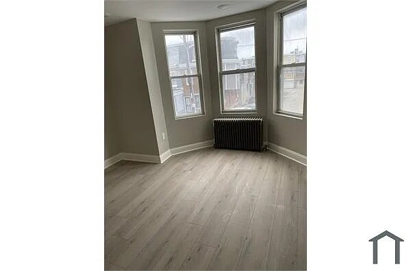 Building Photo - 2144 Bridge St