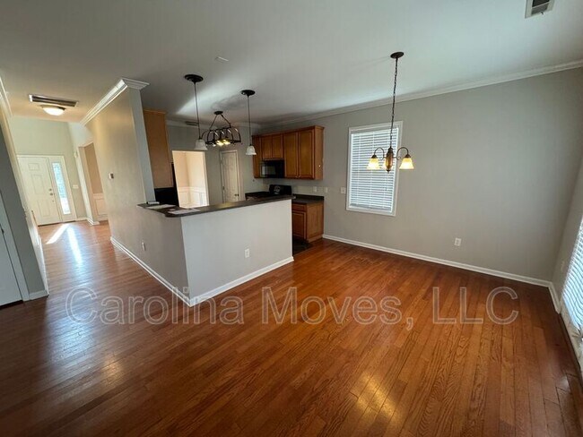 Building Photo - 104 Shairpin Ln