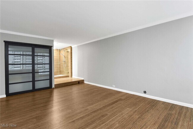 Building Photo - 12700 Lake Ave