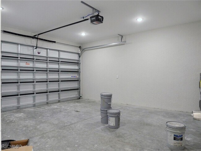 Building Photo - 4500-4502 22nd St SW