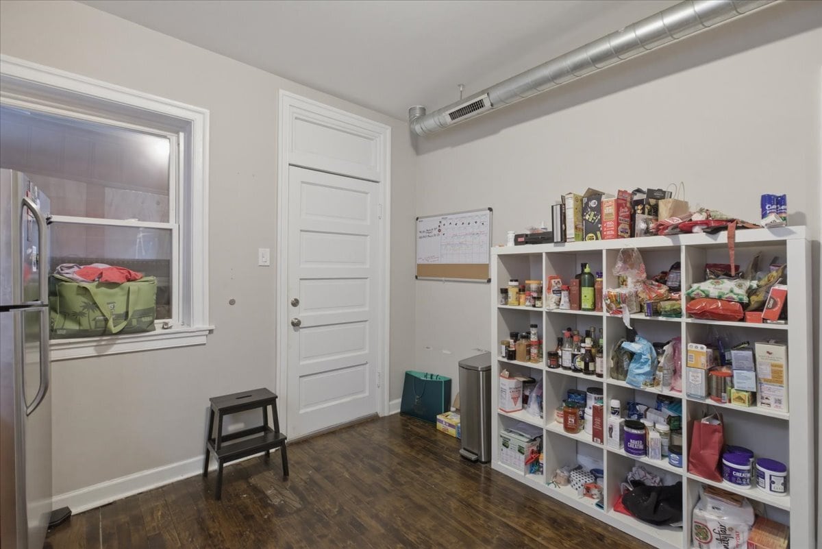 Building Photo - 1038 N Kedzie Ave