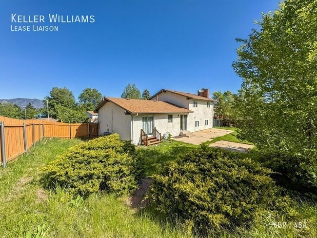 Building Photo - 6990 Snowbird Dr
