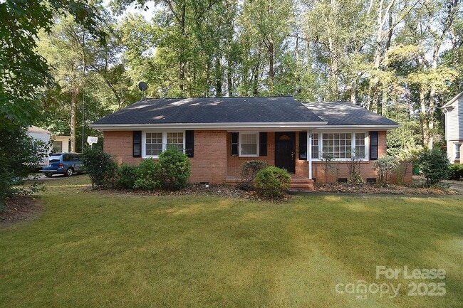 Primary Photo - 3800 Champaign St