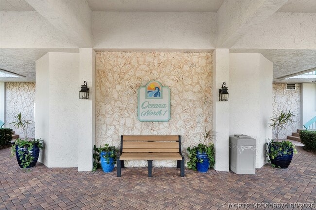 Building Photo - 9940 S Ocean Dr
