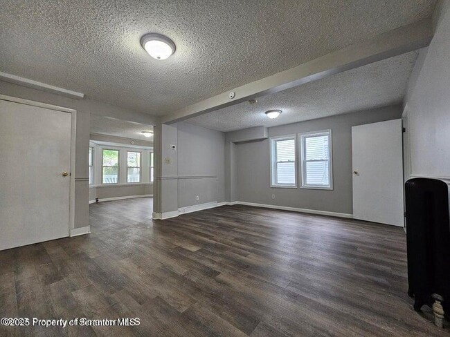 Building Photo - 58 Canaan St